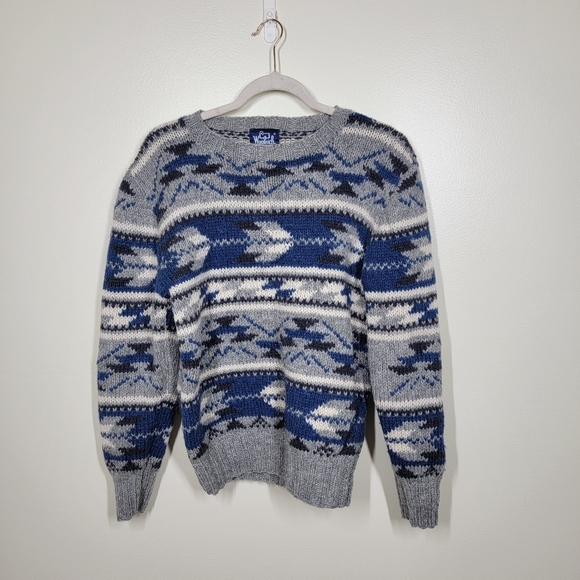 Woolrich Other - Vintage Woolrich patterned sweater blue grey 100% wool men's small